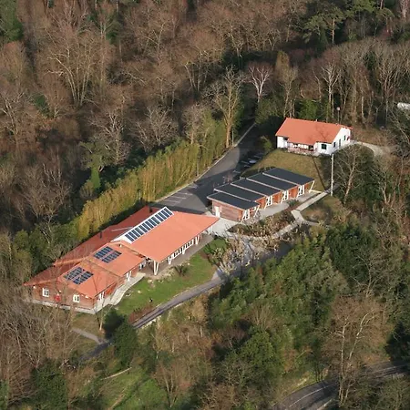 Хостел Albergue/auberge Ulia Youth *