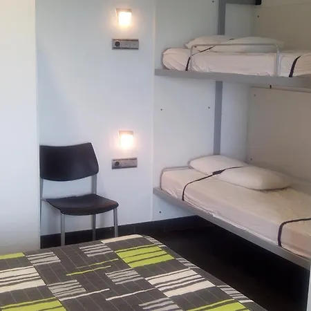 Hostel Albergue/auberge Ulia Youth