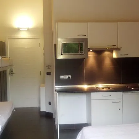 Albergue/auberge Ulia Youth Vandrarhem