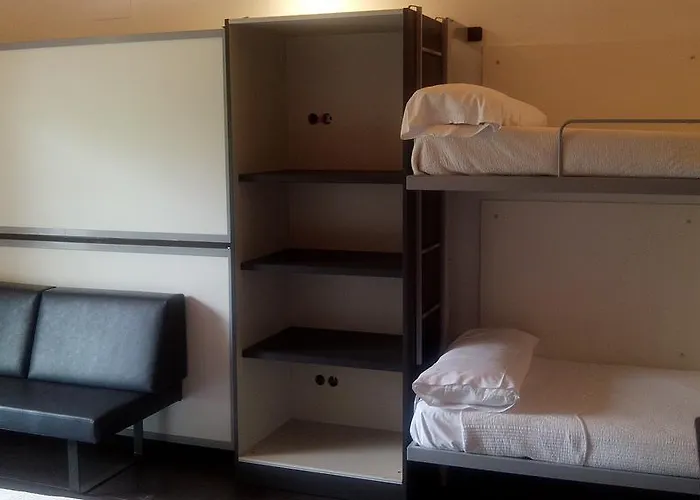 호스텔 Albergue/auberge Ulia Youth